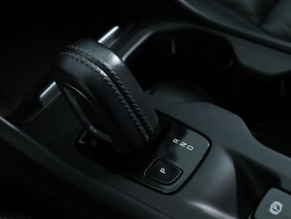 Volvo XC40 I с пробегом 2019 года, цена 2 350 000 рублей, 127418 км, внедорожник, Автокод Объявления