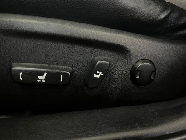 Toyota Camry VII (XV50) Рестайлинг с пробегом 2015 года, цена 1 879 000 рублей, 122340 км, седан, Автокод Объявления