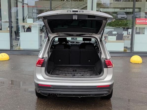 Volkswagen Tiguan II с пробегом 2018 года, цена 2 679 000 рублей, 122933 км, внедорожник, Автокод Объявления