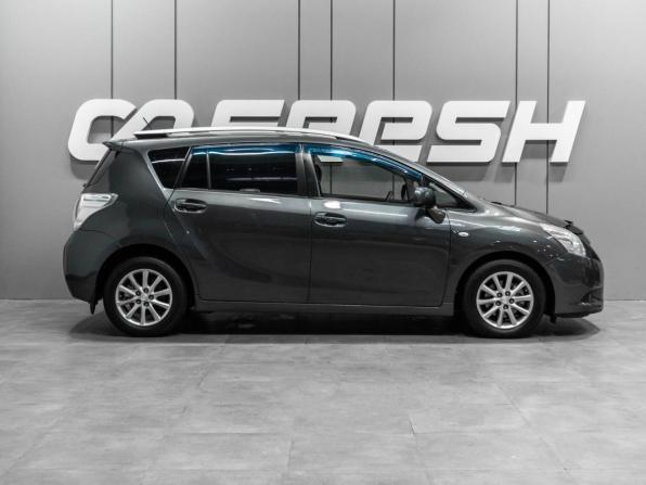 Toyota Verso I с пробегом 2011 года, цена 1 320 000 рублей, 183845 км, компактвэн, Автокод Объявления