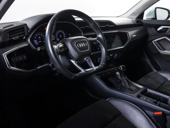 Audi Q3 II (F3) с пробегом 2021 года, цена 3 450 000 рублей, 55979 км, внедорожник, Автокод Объявления