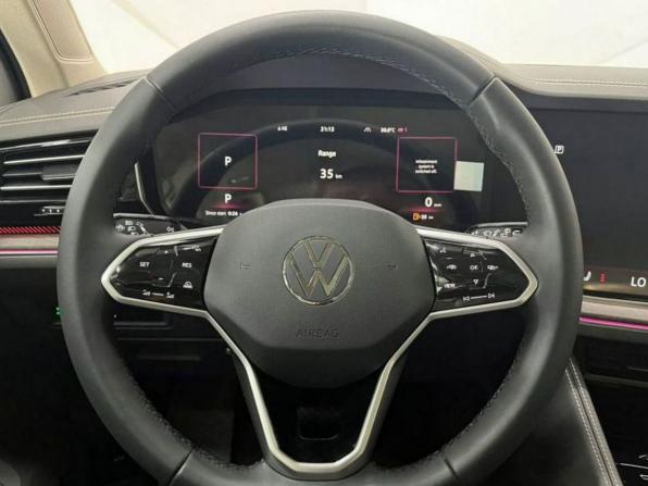 Новый Volkswagen Touareg III Рестайлинг 2025 года, цена 7 899 000 рублей, внедорожник, Автокод Объявления
