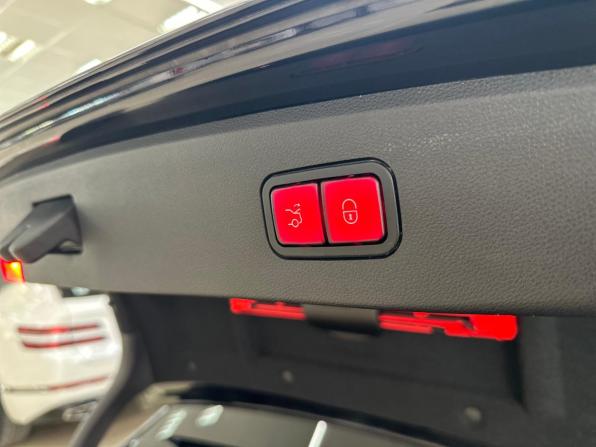 Mercedes-Benz E-Класс AMG IV (W212 S212) Рестайлинг с пробегом 2014 года, цена 3 790 000 рублей, 151957 км, седан, Автокод Объявления
