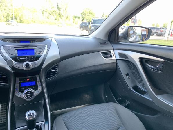 Hyundai Elantra V (MD) с пробегом 2012 года, цена 950 000 рублей, 107663 км, седан, Автокод Объявления