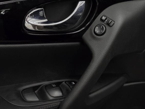 Nissan Qashqai II с пробегом 2018 года, цена 1 780 000 рублей, 115000 км, внедорожник, Автокод Объявления