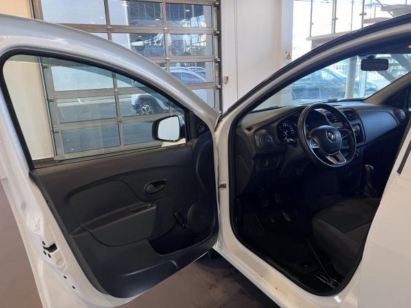 Renault Sandero II Рестайлинг с пробегом 2019 года, цена 1 070 000 рублей, 72095 км, хэтчбек, Автокод Объявления