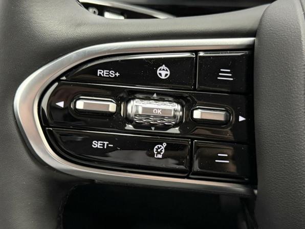 Omoda C5 I с пробегом 2024 года, цена 2 272 400 рублей, 8336 км, внедорожник, Автокод Объявления