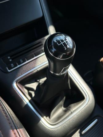 Volkswagen Tiguan I Рестайлинг с пробегом 2014 года, цена 1 297 000 рублей, 181200 км, внедорожник, Автокод Объявления