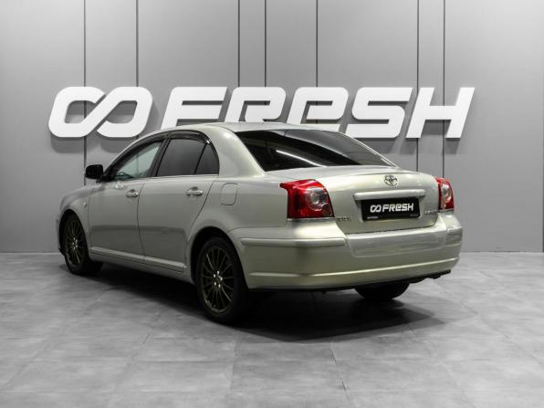Toyota Avensis II Рестайлинг с пробегом 2006 года, цена 950 000 рублей, 209323 км, седан, Автокод Объявления