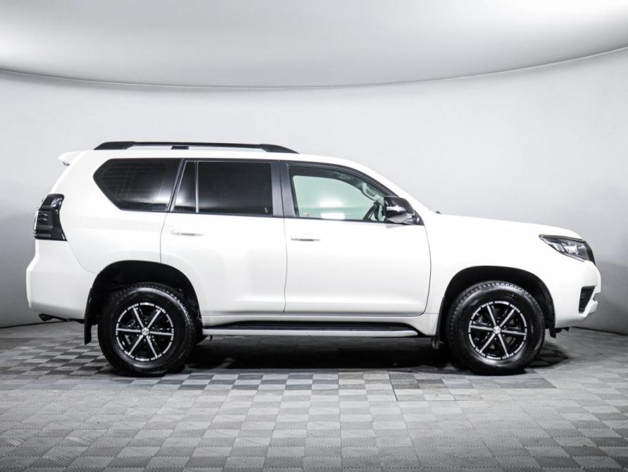 Toyota Land Cruiser Prado 150 Series Рестайлинг 3 Москва  - изображение 4