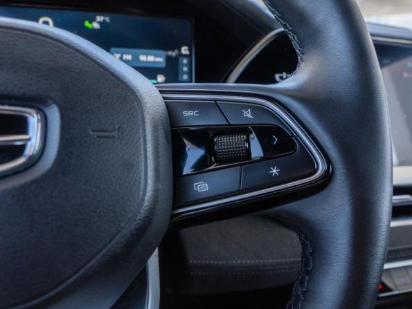 Geely Monjaro I с пробегом 2024 года, цена 3 900 000 рублей, 11370 км, внедорожник, Автокод Объявления