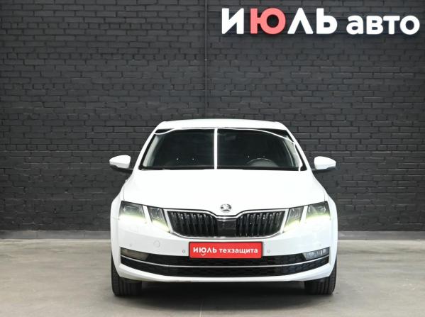 Skoda Octavia III (A7) Рестайлинг с пробегом 2018 года, цена 1 700 000 рублей, 272882 км, лифтбек, Автокод Объявления