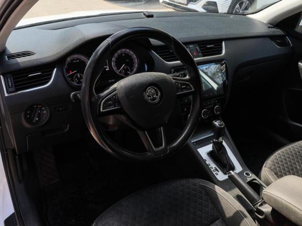 Skoda Octavia III (A7) с пробегом 2016 года, цена 1 400 000 рублей, 160021 км, лифтбек, Автокод Объявления
