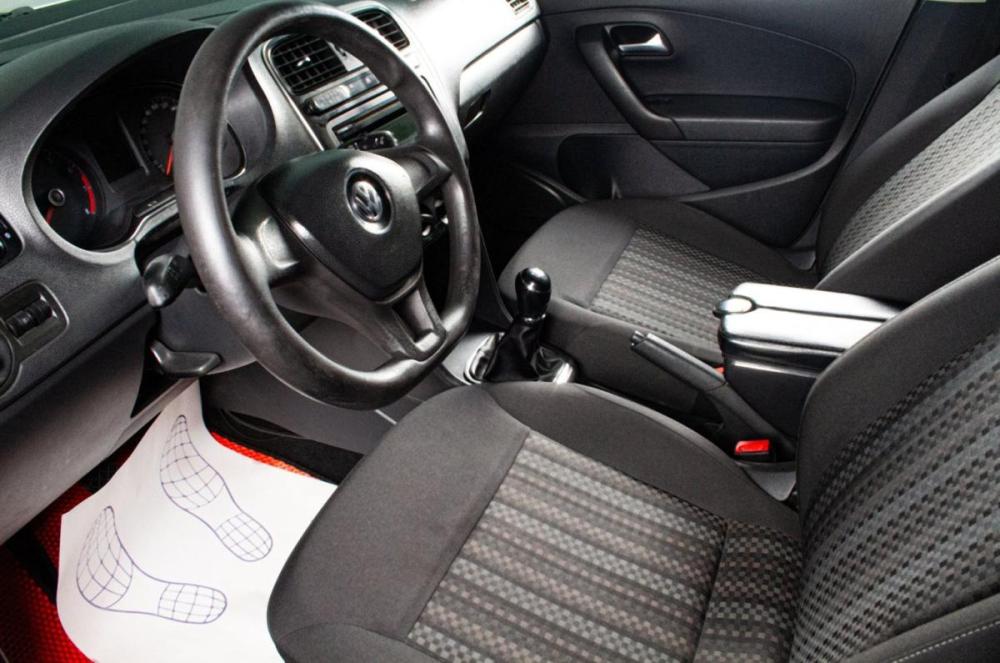 Volkswagen Polo V Сургут  - изображение 9