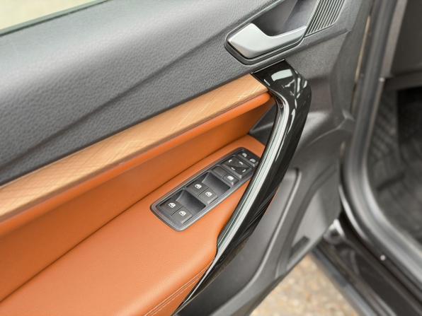 Lada (ВАЗ) Vesta I Рестайлинг (NG) с пробегом 2024 года, цена 1 475 000 рублей, 43360 км, универсал, Автокод Объявления