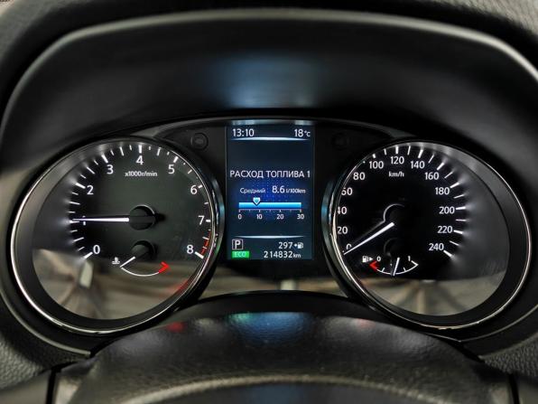 Nissan Qashqai II с пробегом 2014 года, цена 1 290 000 рублей, 214831 км, внедорожник, Автокод Объявления