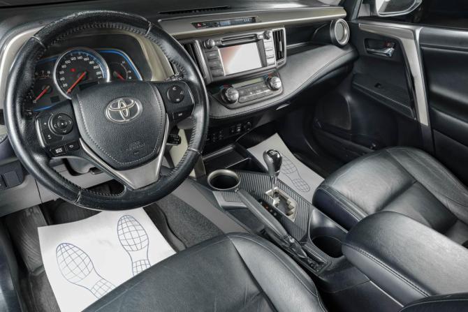 Toyota RAV4 IV (XA40) с пробегом 2013 года, цена 1 899 000 рублей, 180645 км, внедорожник, Автокод Объявления