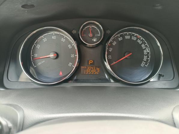 Opel Antara I Рестайлинг с пробегом 2013 года, цена 929 000 рублей, 135952 км, внедорожник, Автокод Объявления