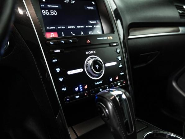 Ford Explorer V Рестайлинг 2 с пробегом 2018 года, цена 3 227 000 рублей, 133713 км, внедорожник, Автокод Объявления
