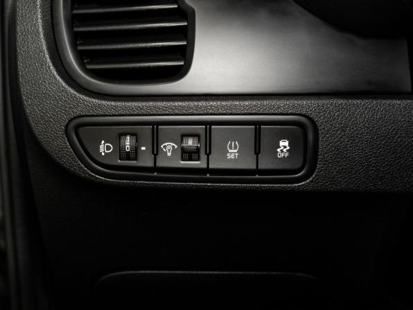 Kia Rio IV с пробегом 2019 года, цена 1 580 000 рублей, 67443 км, хэтчбек, Автокод Объявления