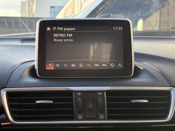 Mazda 3 III (BM) с пробегом 2015 года, цена 1 349 000 рублей, 101545 км, седан, Автокод Объявления
