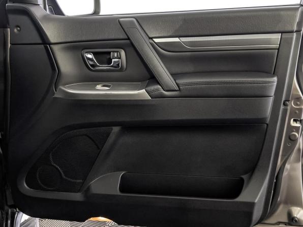 Mitsubishi Pajero IV Рестайлинг 1 с пробегом 2012 года, цена 2 585 000 рублей, 78431 км, внедорожник, Автокод Объявления
