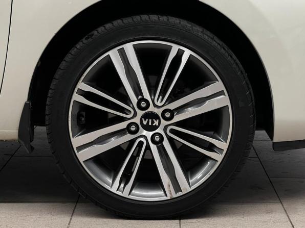 Kia Picanto II Рестайлинг с пробегом 2015 года, цена 988 000 рублей, 101908 км, хэтчбек, Автокод Объявления