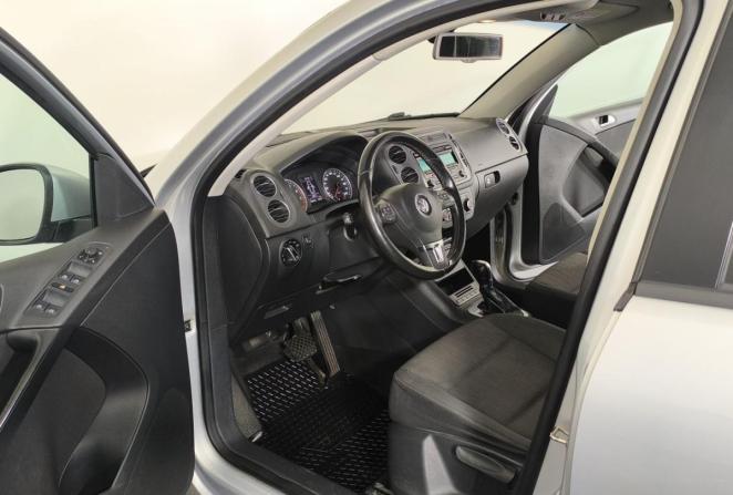 Volkswagen Tiguan I с пробегом 2011 года, цена 1 049 000 рублей, 244000 км, внедорожник, Автокод Объявления