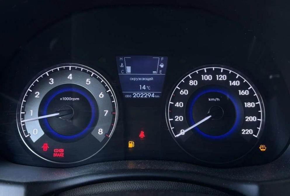 Hyundai Solaris I Киров  - изображение 19