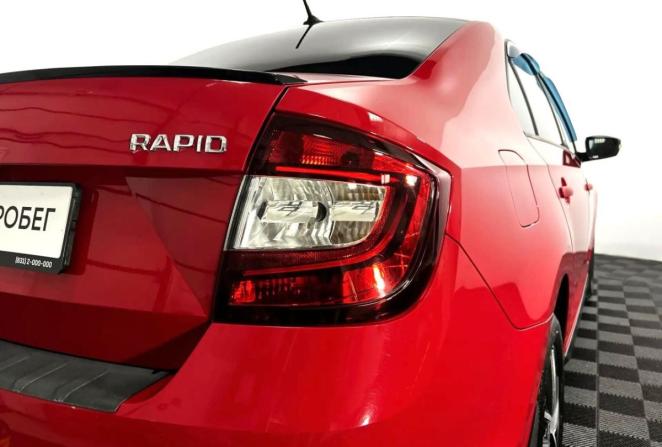Skoda Rapid I с пробегом 2017 года, цена 1 260 000 рублей, 79931 км, лифтбек, Автокод Объявления