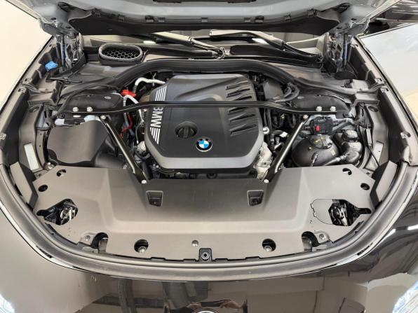 BMW 7 серии VII (G70) с пробегом 2023 года, цена 12 490 000 рублей, 46162 км, седан, Автокод Объявления