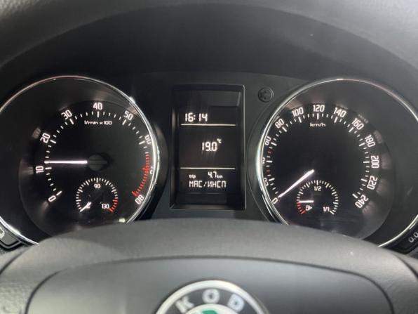 Skoda Yeti I с пробегом 2014 года, цена 853 900 рублей, 100478 км, внедорожник, Автокод Объявления