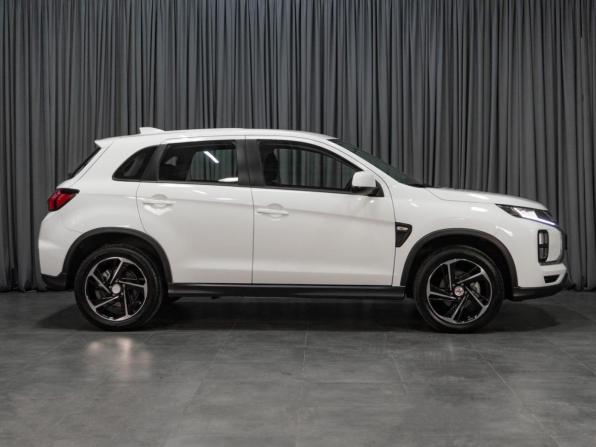 Mitsubishi ASX I Рестайлинг 3 с пробегом 2023 года, цена 3 149 000 рублей, 40 км, внедорожник, Автокод Объявления