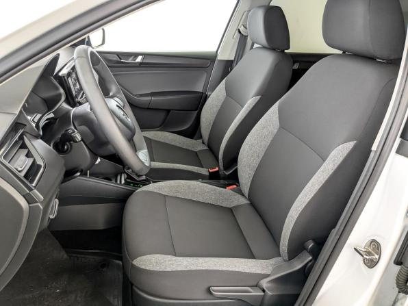Skoda Rapid II с пробегом 2021 года, цена 1 715 000 рублей, 69993 км, лифтбек, Автокод Объявления