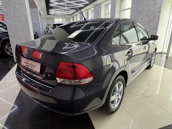 Volkswagen Polo V с пробегом 2015 года, цена 965 000 рублей, 137102 км, седан, Автокод Объявления