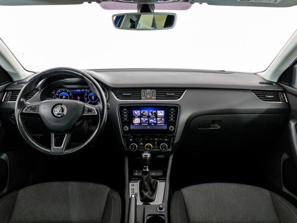 Skoda Octavia III (A7) Рестайлинг с пробегом 2018 года, цена 2 099 000 рублей, 127703 км, лифтбек, Автокод Объявления