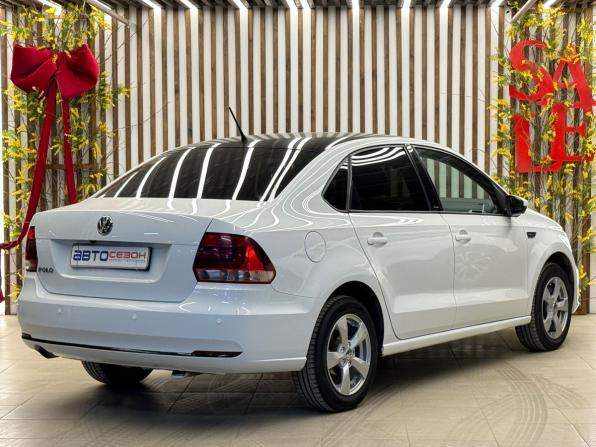 Volkswagen Polo V Рестайлинг с пробегом 2016 года, цена 1 005 000 рублей, 163000 км, седан, Автокод Объявления