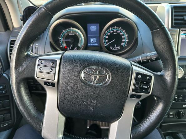 Toyota Land Cruiser Prado 150 Series с пробегом 2013 года, цена 2 650 000 рублей, 261650 км, внедорожник, Автокод Объявления