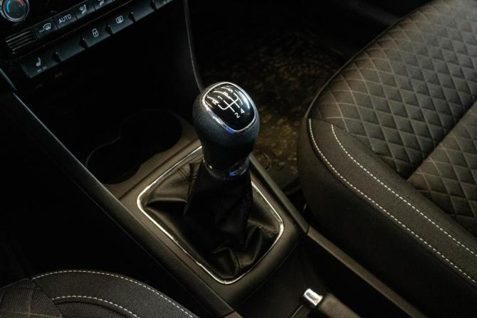 Skoda Rapid I с пробегом 2016 года, цена 989 000 рублей, 225622 км, лифтбек, Автокод Объявления