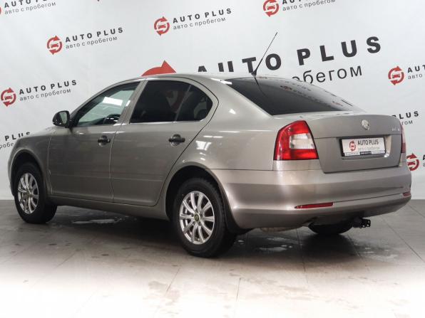 Skoda Octavia II (A5) Рестайлинг с пробегом 2010 года, цена 699 000 рублей, 305500 км, лифтбек, Автокод Объявления