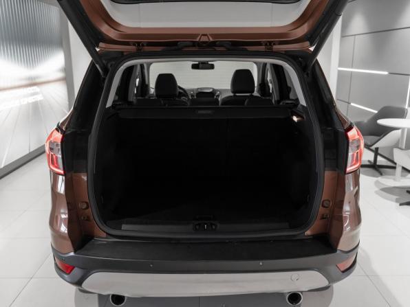 Ford Kuga II Рестайлинг с пробегом 2018 года, цена 1 595 000 рублей, 128025 км, внедорожник, Автокод Объявления