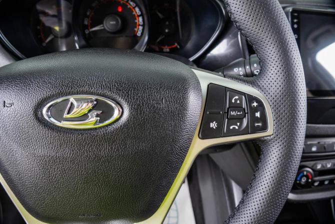 Lada (ВАЗ) Vesta I с пробегом 2019 года, цена 979 000 рублей, 120153 км, универсал, Автокод Объявления