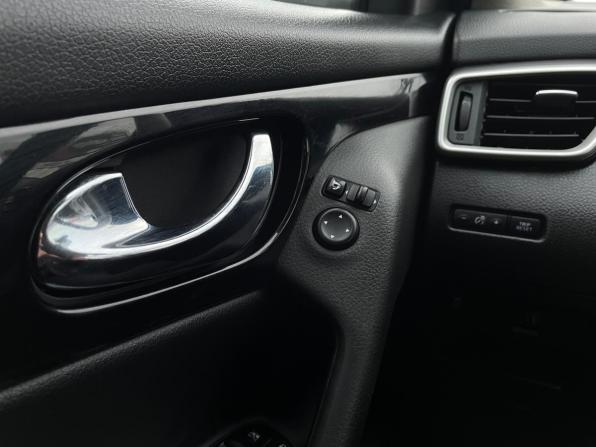 Nissan Qashqai II с пробегом 2017 года, цена 1 220 000 рублей, 152700 км, внедорожник, Автокод Объявления