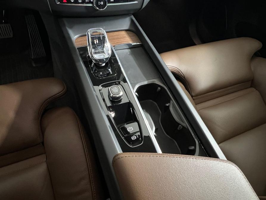 Volvo XC60 II Рестайлинг Москва  - изображение 24