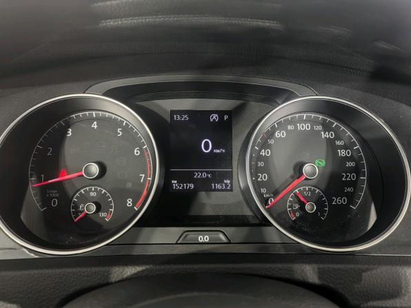 Volkswagen Golf VII Рестайлинг с пробегом 2018 года, цена 1 650 000 рублей, 152175 км, хэтчбек, Автокод Объявления