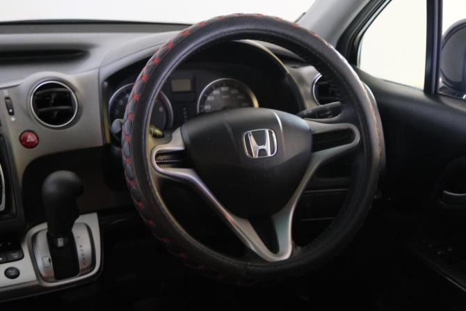 Honda Stream II Рестайлинг с пробегом 2009 года, цена 1 419 000 рублей, 180000 км, компактвэн, Автокод Объявления