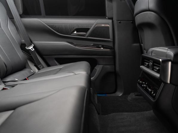 Новый Lexus LX IV 2025 года, цена 35 490 000 рублей, внедорожник, Автокод Объявления