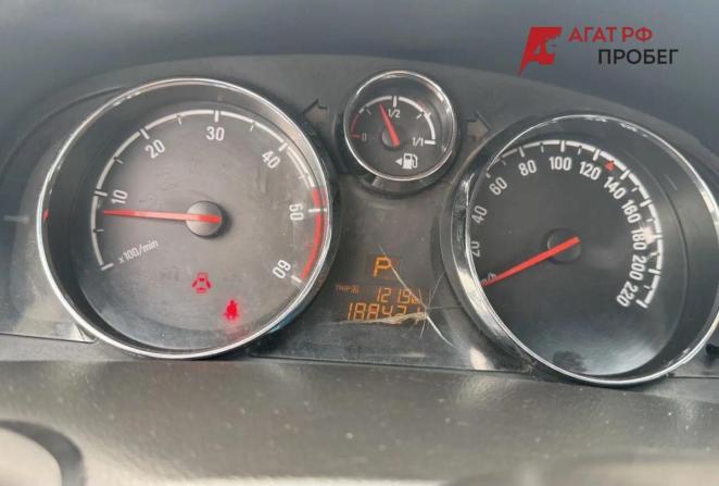 Opel Antara I Рестайлинг с пробегом 2013 года, цена 800 000 рублей, 188428 км, внедорожник, Автокод Объявления