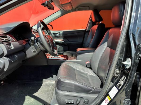 Toyota Camry VII (XV50) с пробегом 2011 года, цена 1 560 000 рублей, 210964 км, седан, Автокод Объявления