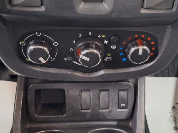 Renault Duster I Рестайлинг с пробегом 2018 года, цена 1 150 000 рублей, 93119 км, внедорожник, Автокод Объявления
